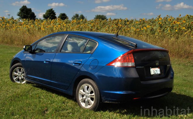 Honda Insight, test drive, Inhabitat test drive, Honda hybrid, Honda Insight hybrid, electric hybrid, electric vehicle, electric car, green transportation, green automotive design, alternative transportation, Laura K. Cowan, Transportation Editor, Laura Cowan
