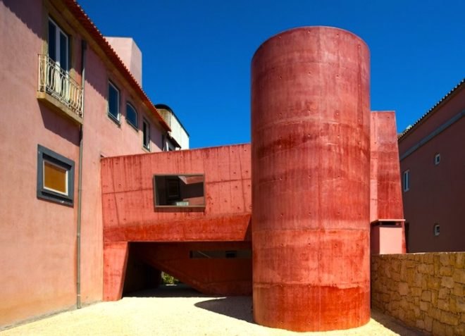 adaptive reuse, creative reuse, recycled materials, Portugal, Solar S. Roque Gallery, Manuel Maia Gomes, green design, sustainable design, eco-design, eco-architecture, sustainable reuse, renovation