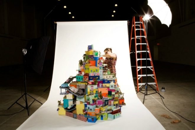 art college pasadena, ana serrano, cartonlandia, slum art, cardboard art, collage shantytowns, slum sculptures, cultural art, mexican sculptures