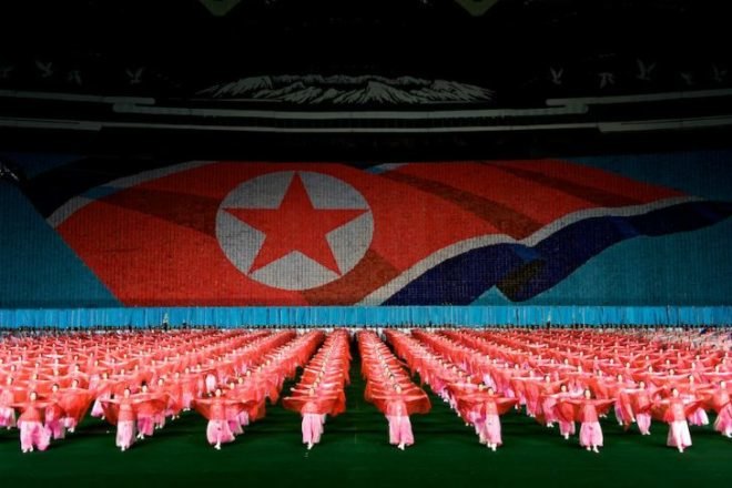 A Night In Pyongyang, Werner Kranwetvogel, mass games, north korea, group performances, living art
