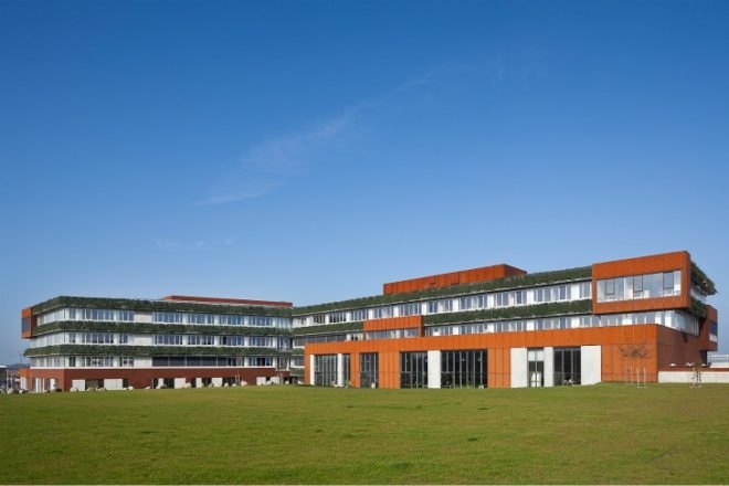 Campus Arhus N, Schmidt Hammer Lassen, via university, sustainable campus, green building, eco university, daylighting, living facade