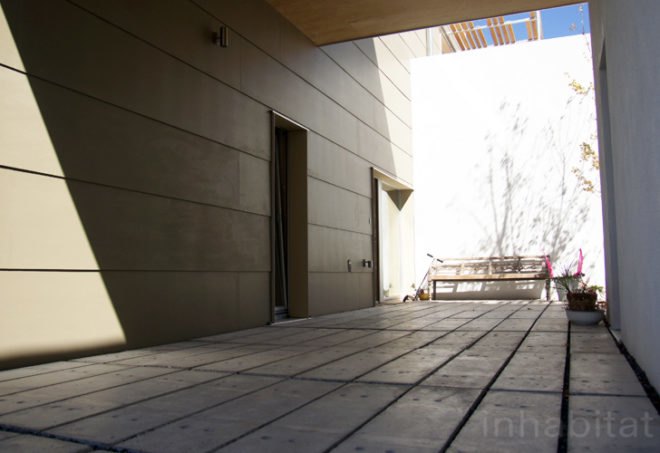 adobe modernism, eco home design, green home design, lowest energy home, mo+s+a, most energy efficient home, New Mexico green home, passive house, passive solar, passivhaus, PHIUS president, Santa Fe green home, thermal bridging, tilt windows, United sates Passivhaus, zero energy home
