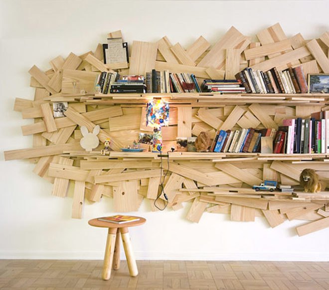 Favela chair, Humberto Campana, Campanas designers, brazilian design, brazilian art, bookshelf built from reclaimed scrap wood, recycled furniture, green furniture, green design, eco made furniture