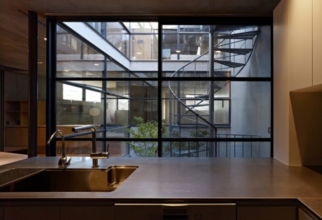 green design, eco design, sustainable design, redesign, Keiji Ashizawa, 2 family home, Tokyo, roof garden, louver fence, lightwell