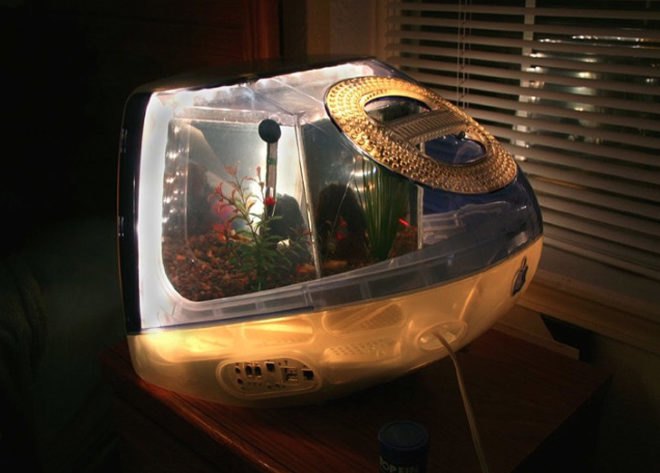 green design, eco design, sustainable design, Apple G3 iMac, recycled Mac computer, Jake Harms, Macquariums, upcycled computer, innovative fish tanks