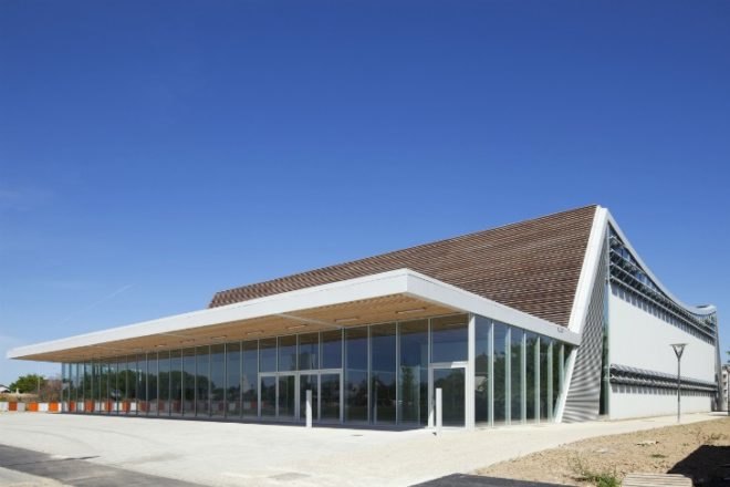 Monconseil Sports Hall, Explorations Architecture, tours, france, multi-purpose building, gym, daylighting, brise-soleil, photovoltaics