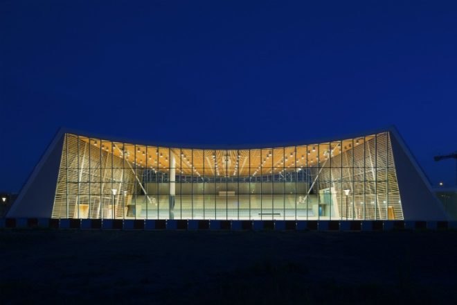 Monconseil Sports Hall, Explorations Architecture, tours, france, multi-purpose building, gym, daylighting, brise-soleil, photovoltaics