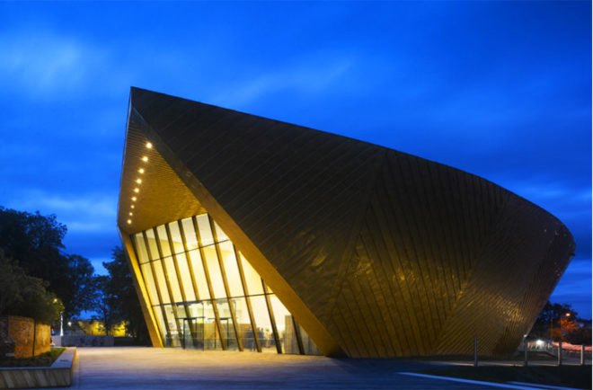 Rafael Viñoly, Firstsite Arts Center, is it green, daylighting, recycled materials, BREEAM, Colchester, UK, Golden Banana, Golden Blunder, sustainable design, green design, eco-design, mixed-use development, energy efficiency
