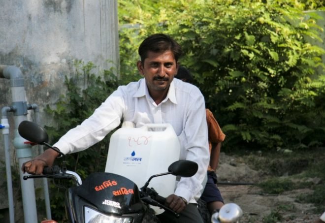 Sarvajal Water ATMs, sarvajal, water filtration, clean water, india, water dispensers, clean water franchises