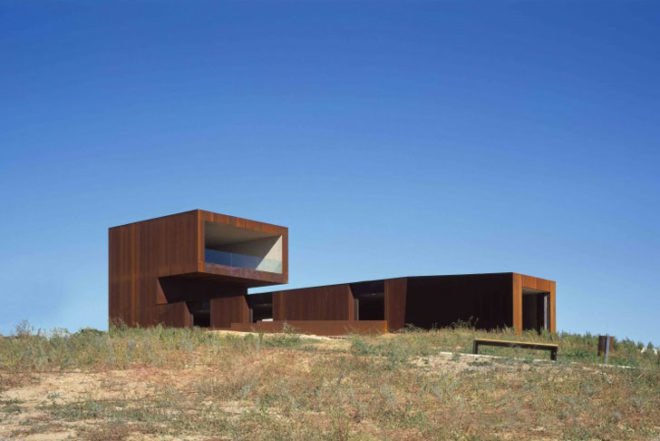 Green Materials,Architecture,landscape architecture,minimal architecture,spanish design,huelva,archeological site,museum,rust,recycled weathering steel,huelva university,natural light,city views