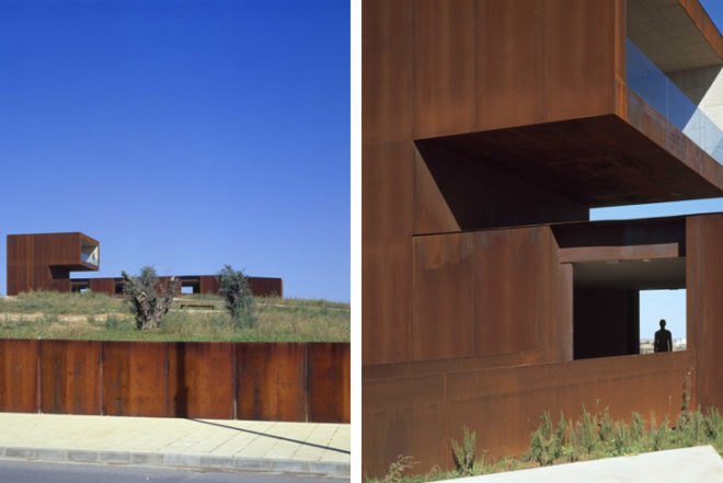 Green Materials,Architecture,landscape architecture,minimal architecture,spanish design,huelva,archeological site,museum,rust,recycled weathering steel,huelva university,natural light,city views