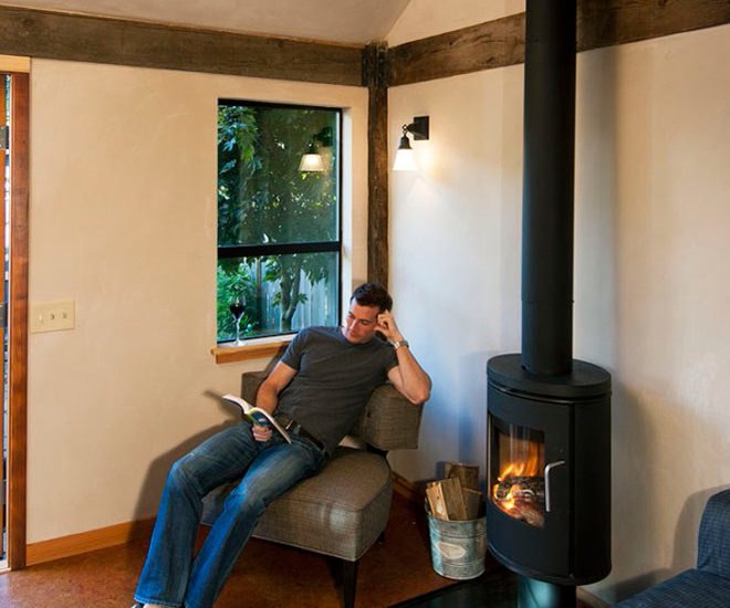 micro homes, small homes, tiny homes, tiny houses, micro structures, Megan Lea, Backyard House, recycled barnboard, barnboard house, recycled materials, sustainable building, backyard houses, backyard spaces, garden house