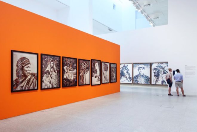 green design, eco design, sustainable design, Vik Muniz, PS 1, WASTE LAND documentary, found materials, Brazil, Rio de Janeiro, photography, garbage sculptures, landfills, Jardim Gramacho Landfill
