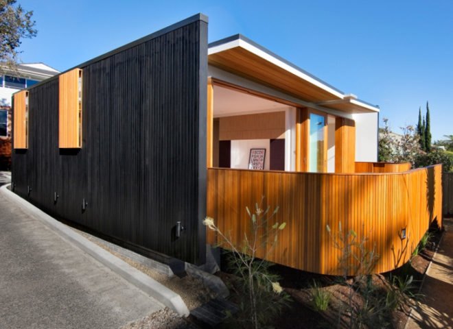 green design, eco design, sustainable design, cedar home, green home, natural ventilation, beach house, australia, australian beach house, curl curl, curl curl house, cplusc architects, rainwater,