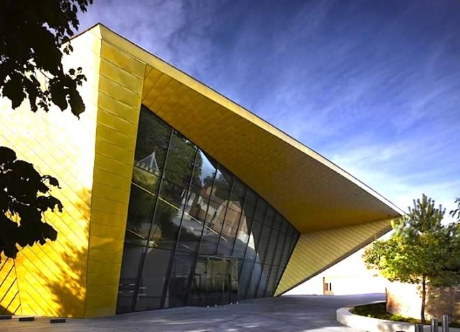 Rafael Viñoly, Firstsite Arts Center, is it green, daylighting, recycled materials, BREEAM, Colchester, UK, Golden Banana, Golden Blunder, sustainable design, green design, eco-design, mixed-use development, energy efficiency