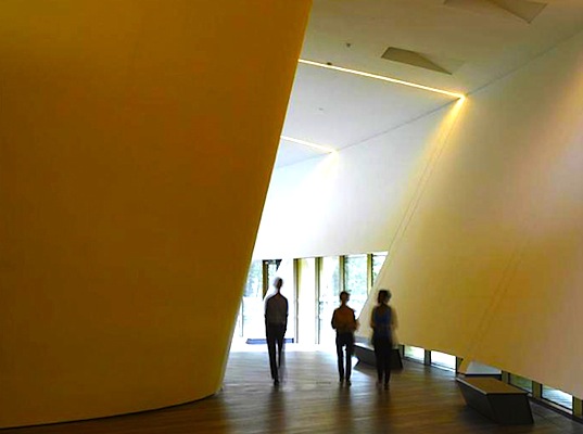 Rafael Viñoly, Firstsite Arts Center, is it green, daylighting, recycled materials, BREEAM, Colchester, UK, Golden Banana, Golden Blunder, sustainable design, green design, eco-design, mixed-use development, energy efficiency
