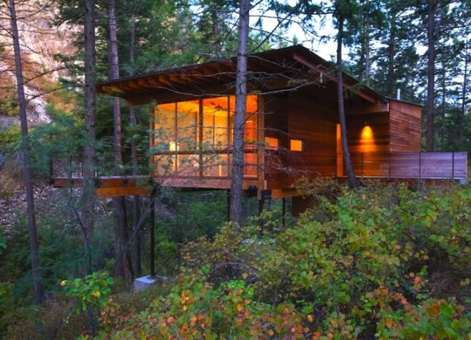 Andersson Wise, Andersson Wise Architects, cabin, minimalist, Montana, Rocky Mountains, Flathead Lake, green design, sustainable design, eco-design, daylighting, zero heating, zero cooling, recycled materials, timber, ponderosa pines