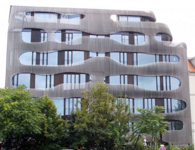 J. MAYER H. Architekten, jurgen mayer, sustainable design, green design, green building, green architecture, museum island, berlin, green apartment, daylighting, sun shade, brise soleil, Johannisstraße, mitte