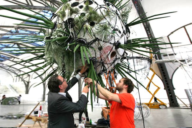 green design, eco design, sustainable design, Berlin, Hamburger Bahnof, Cloud Cities, Tomas Saraceno, geodesic dome, Utopian bubbles, biospheres