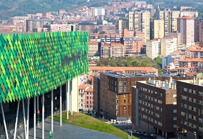 green design, sustainable design, eco-design, sustainable development, bilbao, bilbao arena, energy regulating facade, passive design, solar gain, natural light, daylighting, rainwater harvesting, natural ventilation