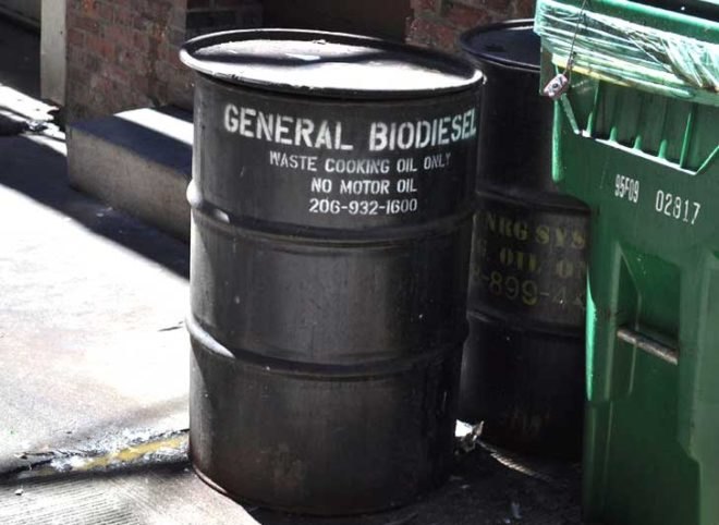 cooking oil, used cooking oil, biofuel, biodiesel, yellow grease, cooking oil thieves, cooking oil black market, cooking oil arrests, yellow grease thieves