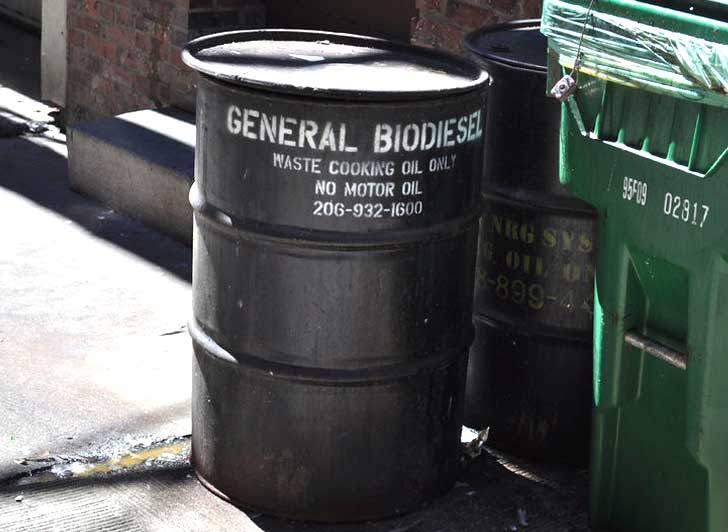 cooking oil, used cooking oil, biofuel, biodiesel, yellow grease, cooking oil thieves, cooking oil black market, cooking oil arrests, yellow grease thieves