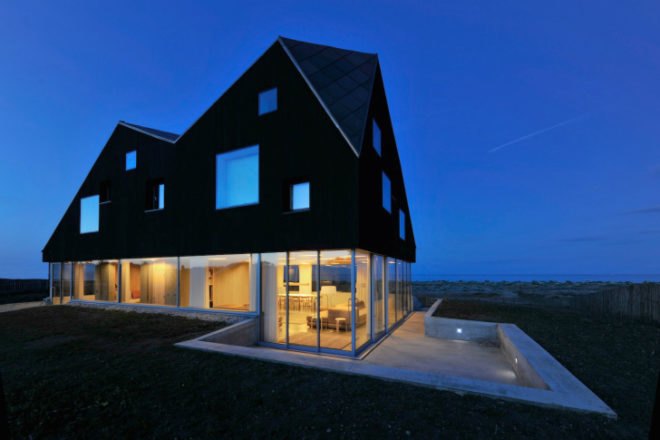 Dune House, Jarmund Vigsnæs Architects, living architecture, eco tourism, suffolk, uk, vacation house, daylighting