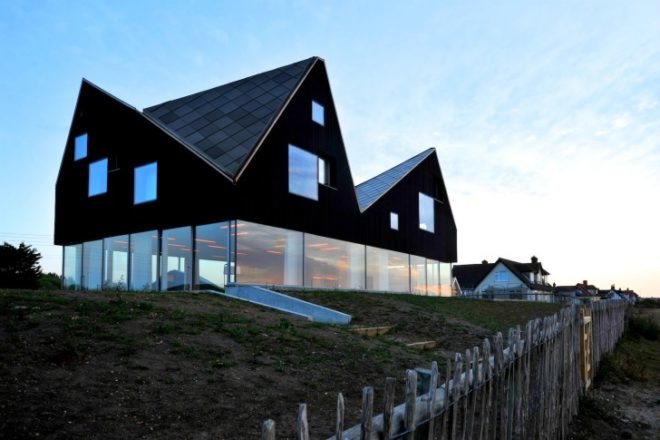 Dune House, Jarmund Vigsnæs Architects, living architecture, eco tourism, suffolk, uk, vacation house, daylighting