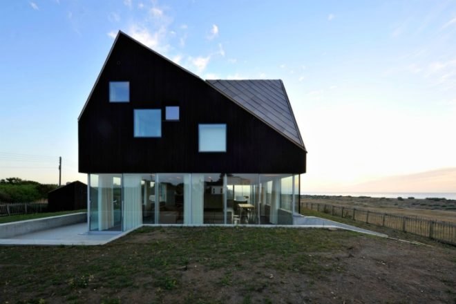 Dune House, Jarmund Vigsnæs Architects, living architecture, eco tourism, suffolk, uk, vacation house, daylighting