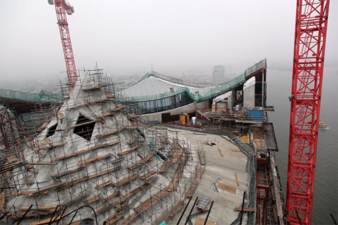 Elbphilharmonie, Herzog & de Meuron, Hamburg, Germany, HafenCity, concert hall, starchitecture,