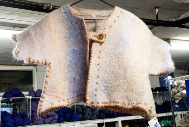 New York State Sheep and Wool Festival, Hudson Valley Sheep and Woold Company, Hudson Valley, rural, Laura Sansone, design, designer, sustainable design, fashion, fashion design, wool, felt, felting, fleece, sheep, plants, animals, natural dye, natural dyes, nature, local, local economy, sustainable, sustainability, cottage industry, New York, textiles, textile design, fashion designer, natural fibers, farm, mill, rural, green, green design