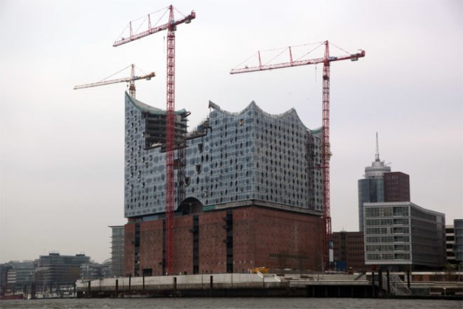 Elbphilharmonie, Herzog & de Meuron, Hamburg, Germany, HafenCity, concert hall, starchitecture,