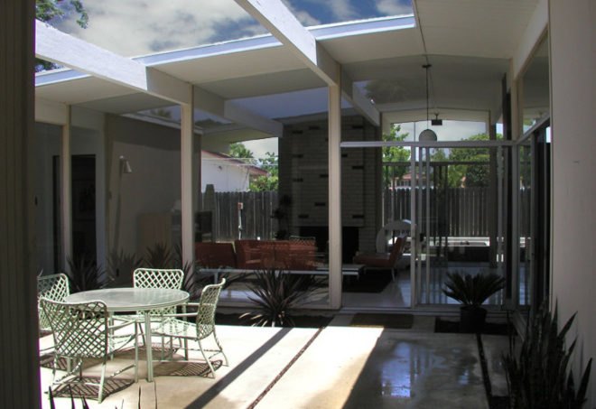 architecture influenced Steve Jobs, California modernism apple design, apple design elements,Jobs Los Gatos Home, Jobs Childhood home, Eichler jobs home, Eichler Wozniak Home
