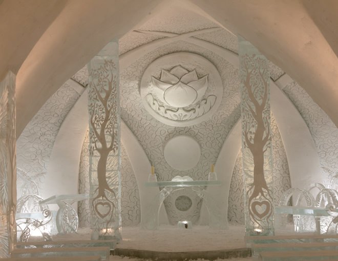 green design, eco design, sustainable design, Hotel de Glace Quebec, Ice Hotel, Ice Cafe, sustainable building, Quebec City