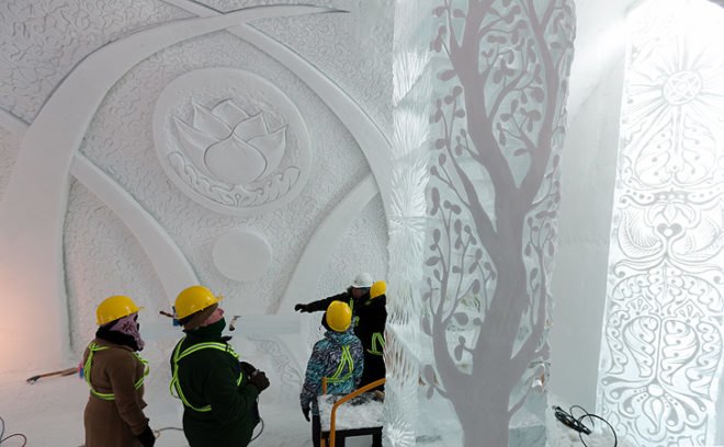 green design, eco design, sustainable design, Hotel de Glace Quebec, Ice Hotel, Ice Cafe, sustainable building, Quebec City