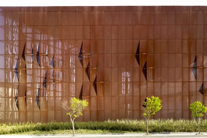 Raif Dinckok Yalova Cultura Center, Emre Arolat Architects, turkey, cultural center, shade screen, rain screen, corten steel,