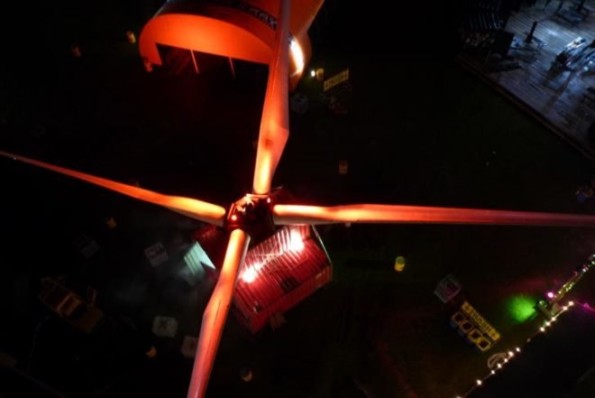 Solar Power,Wind Power,Recycled Materials,green technology,Green Resources,Green Materials,energy efficiency,Art,solar power,dutch design,refunc,solar panels,recycled shipping containers,lowlands music festival,eindhoven,big-scale installation,art