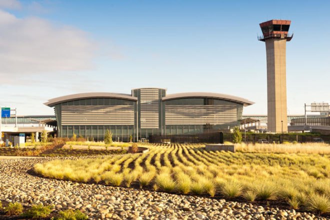 Sacramento International Airport, corgan associates, fentress architects, sacramento, leed silver, daylighting, green airport