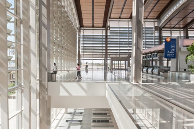 Sacramento International Airport, corgan associates, fentress architects, sacramento, leed silver, daylighting, green airport