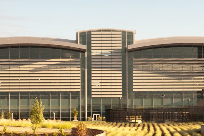 Sacramento International Airport, corgan associates, fentress architects, sacramento, leed silver, daylighting, green airport