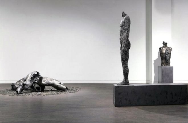 Korea, dystopia, chain sculptures, upcycled, upcycled art, metal art, recycled art, green art, sustainable art, sustainable design, green design, eco design, chains, Seo Young Deok, nude sculptures, anthony gormley