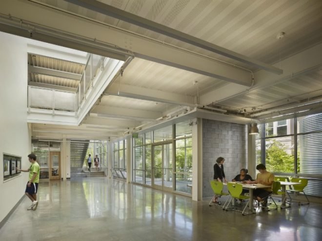 Sustainable Urban Science Center, SMP Architects, germantown friends school, green roof, philadelphia, living laboratory, eco laboratory