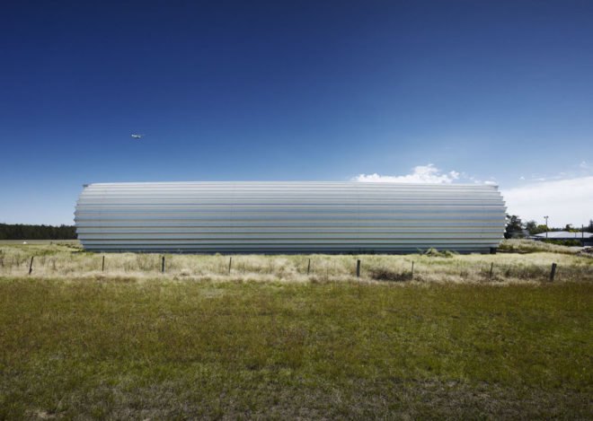The Hangar, Peter Stutchbury Architects, material efficient design, steel construction, australia, green building