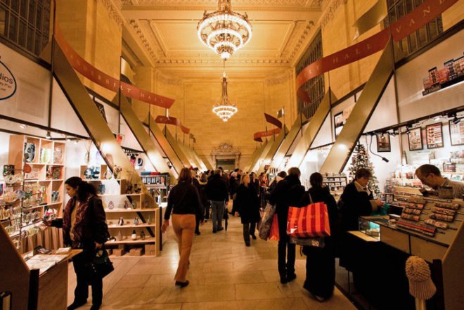 Grand Central Holiday shops,holiday markets, holiday markets nyc, holiday markets brooklyn, brooklyn flea, christmas shops, handcrafted gift markets, handmade gift markets, local artisan markets nyc, artisan markets new york city