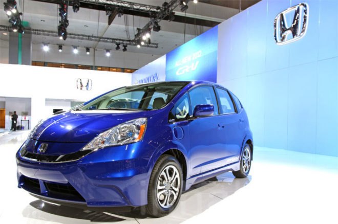 2013 Honda Fit EV, LA Auto Show, 2011 Los Angeles Auto Show, Honda, electric vehicles, plug-in cars, fuel efficiency, alternative energy vehicles, green cars, green transportation,