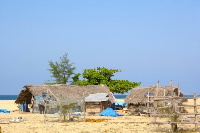 Photos, Architectural Photographer, Logan Pope, 2004, tsunami, indian oceans, architecture, post-tsunami architecture, green building, green design, sustainable design, eco design, steel, palm, natural building materials, MMGS Architecture, People in Need, US Aid, solar garden, shacks, villages