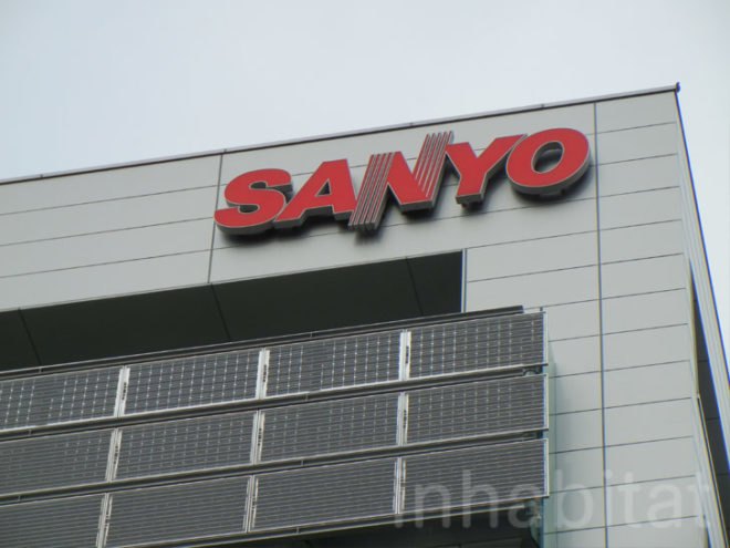 sanyo, solar power, solar panels, kasai green energy park, panasonic, sanyo solar panels, kasai, green energy, solar energy, green design, eco design, sustainable design, green technology, lithium ion battery, electric vehicle charging, solar car park, solar bicycle park, solar street lamp, solar table