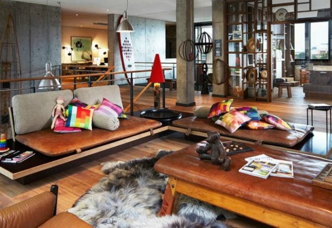 25Hours HafenCity, 25hours hotel, shipping containers, hamburg, hafencity, green hotel, green interiors, recycled materials