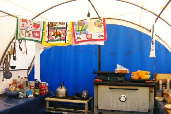 Water Issues,Renewable Energy,green technology,Green Lighting,Eco Tourism,Eco Travel,prefab architecture,solar panels,renewable energy,geodesic dome house,mule,aconcagua,argentina,andes mountains,green camping,