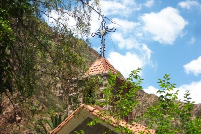 Water Issues,Recycled Materials,Green Resources,Green Materials,Green Holidays,green furniture,Eco Tourism,Eco Travel,Architecture,mendoza,argentina,andes mountains,thermal hotel,mineral geothermal water,local stone,recycled railway sleepers,alpine architecture,healthy water